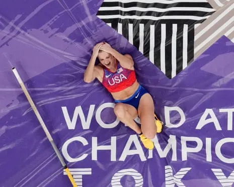 The American vaulter wins third straight global pole vault championship in nail-biting Japanese showdown